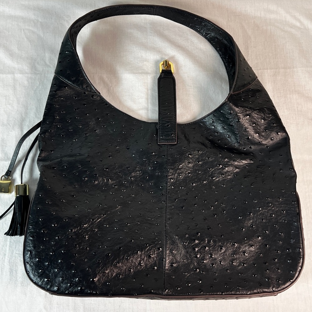 G.I.L.I Black Ostrich Embossed Leather Classic Hobo bag - Picture 2 of 8
